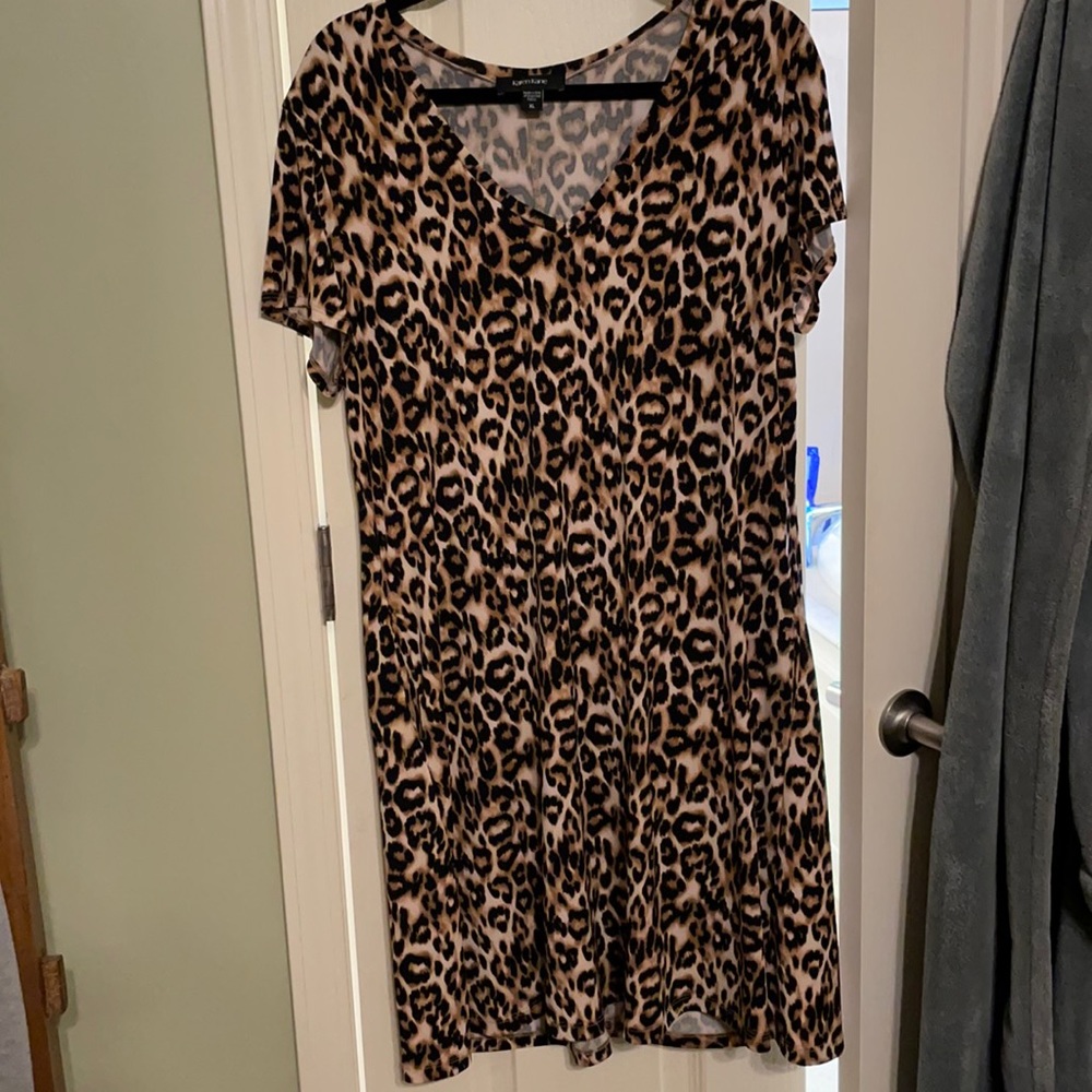 Karen Kane leopard dress